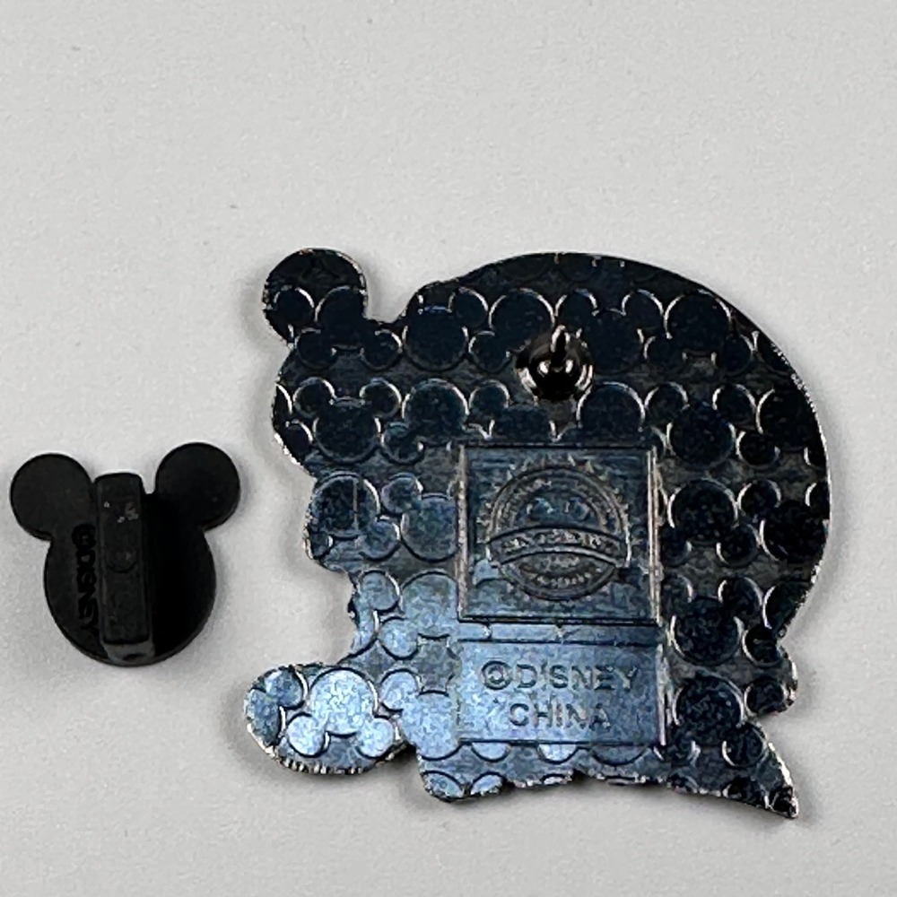 Mickey Mouse Sorcerer Disney Pin 2011 Colorful Enamel Metal Pin Trading WDW - Picture 2 of 5